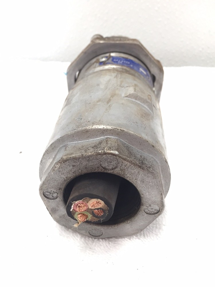 Eaton Crouse-Hinds APJ6375 model M4 Plug