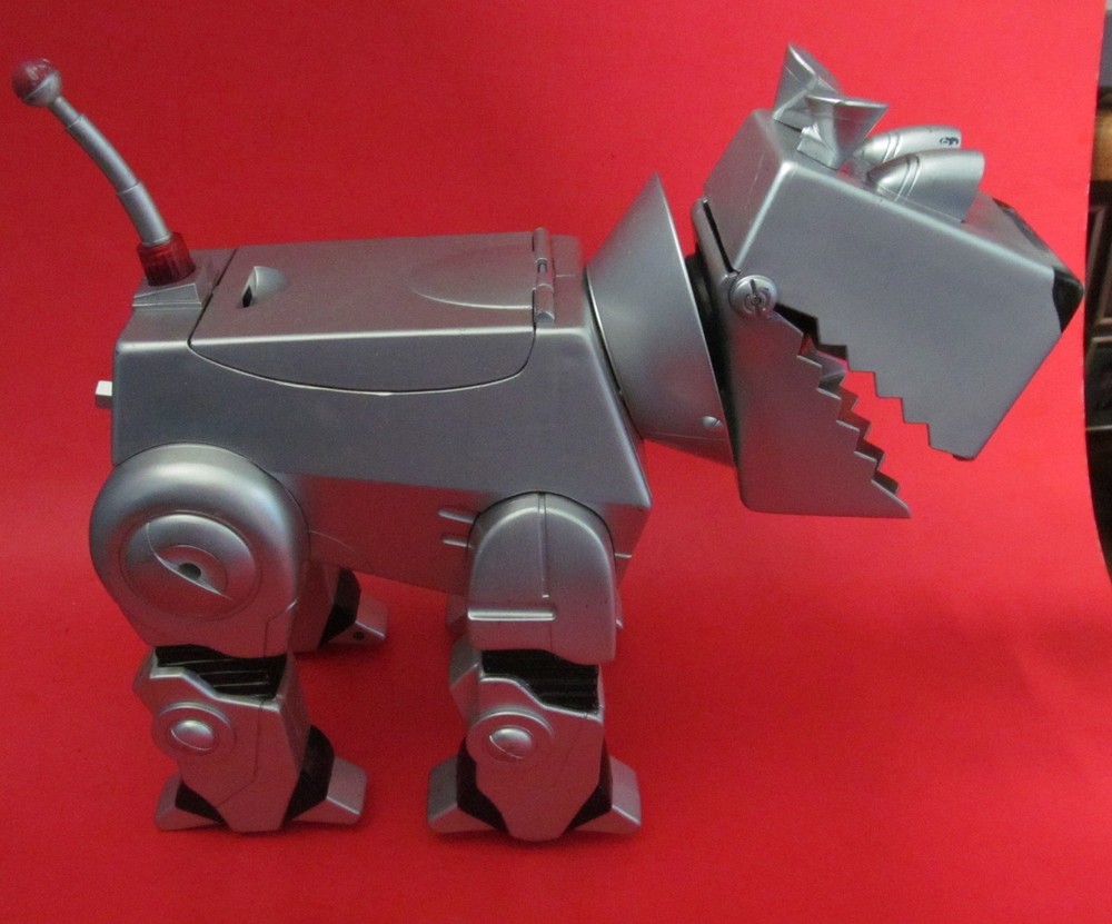 Wow Wee Mega-Byte Hound Droid 1999 Generation 1 No Remote Control