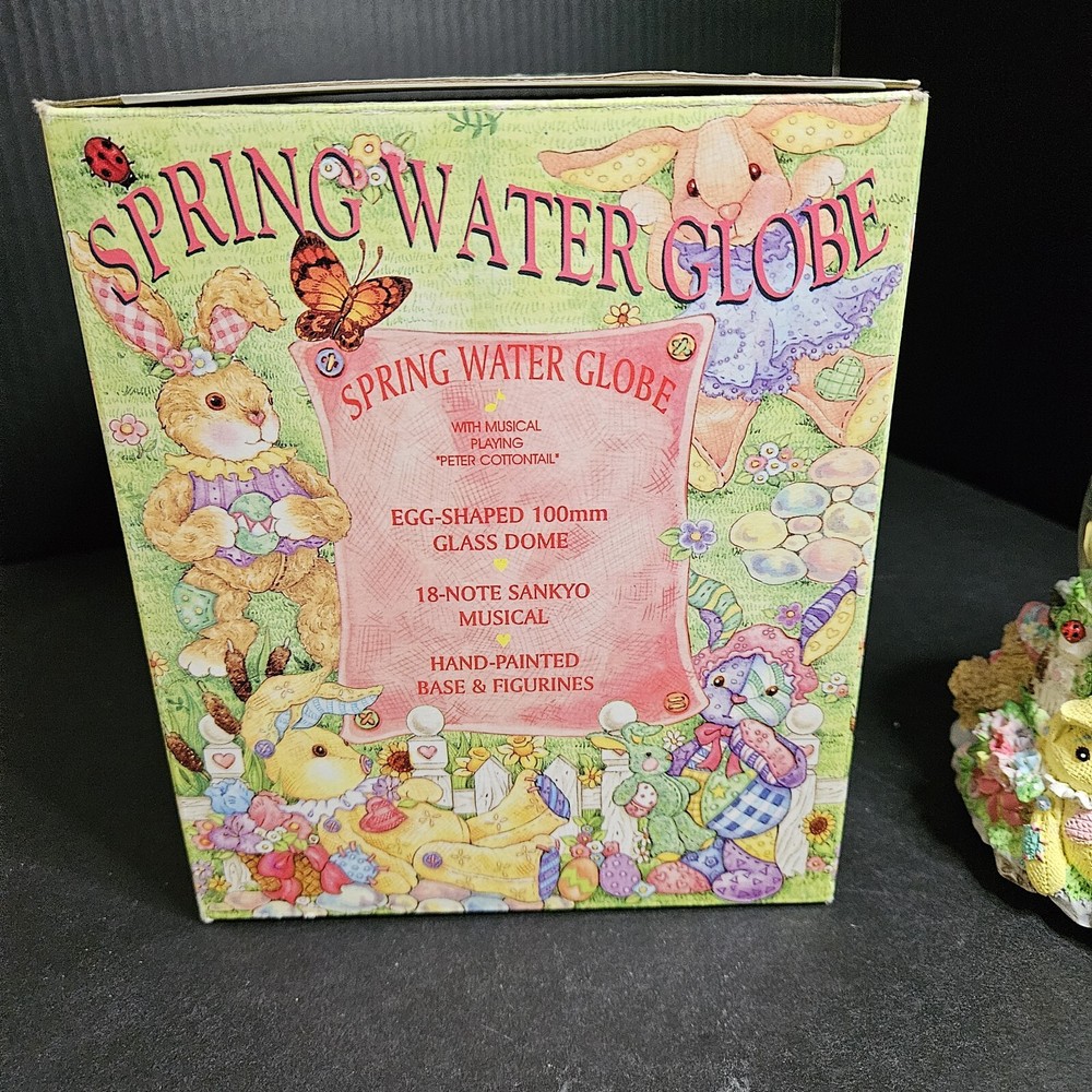 Spring Water Globe Egg Shaped Musical Here Comes Peter Cottontail Easter Bunnies