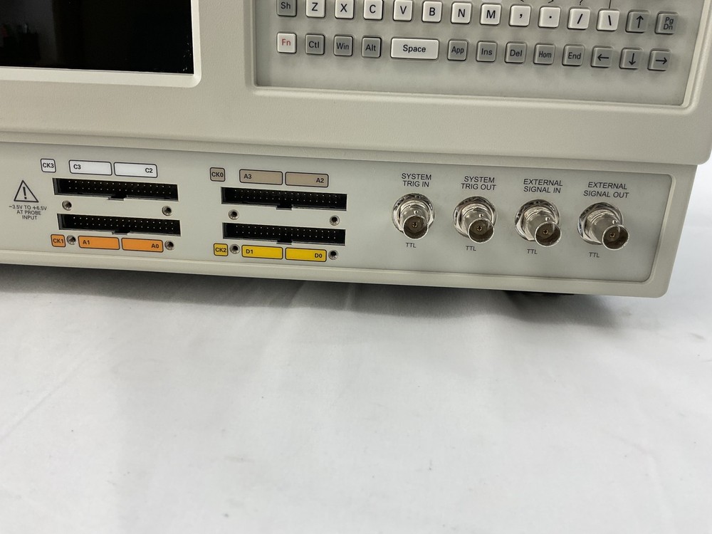 Tektronix TLA5202B Logic Analyzer 68 Channel 2GHz Deep Timing MaginVu System.
