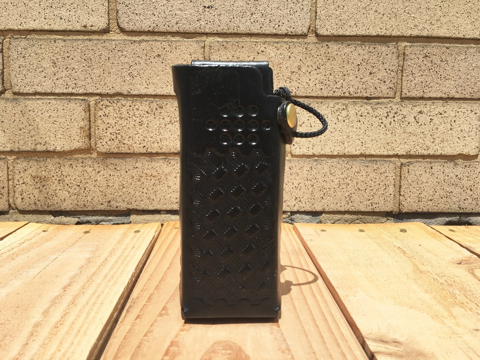 Motorola APX6000/8000 3.5 Hard Leather Two Way Radio Case Holder Holster USA