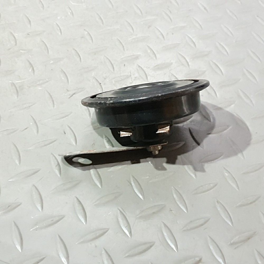 ♻️ Suzuki GSX650F 2008 - 2016 Horn with Mounting Bracket ♻️