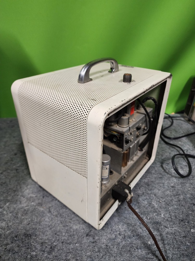 Gonset Communicator III Transmitter Receiver Ham Radio Vacuum Tube POWERS ON