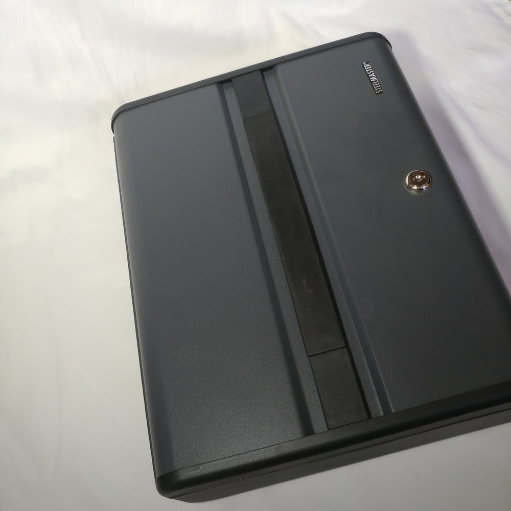 Steelmaster | Large Money Box Safe without Key