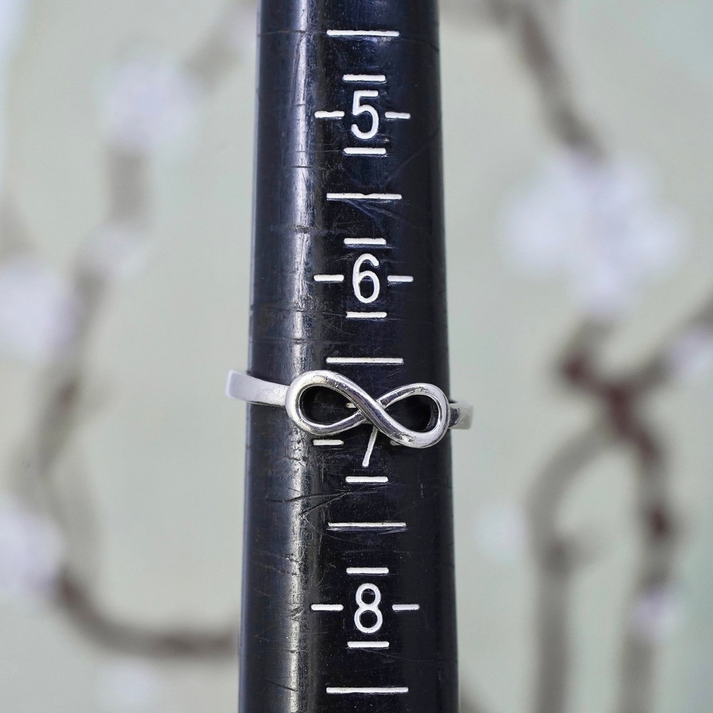 Size 7, Sterling silver handmade ring, stackable 925 infinity band “daughter”