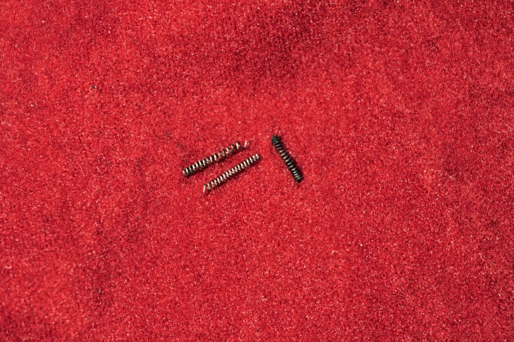 Smith & Wesson K Frame .38 (Mil. & Police, Victory, etc) PLUNGER SPRING #23