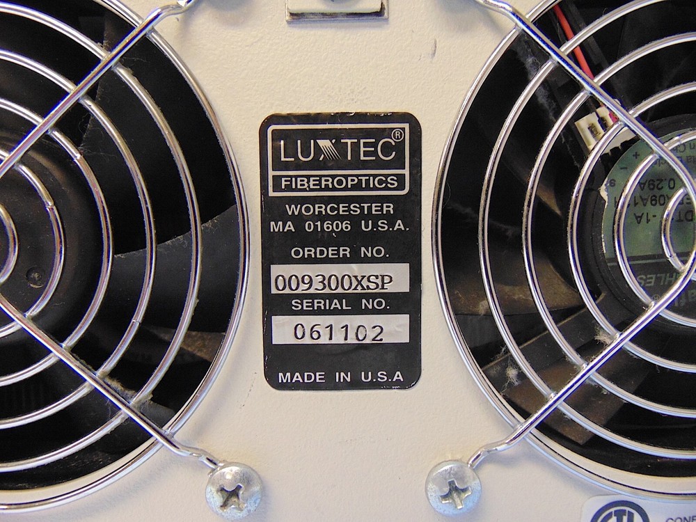 Luxtec Fiberoptic Light Source Model 9300XSP S5746