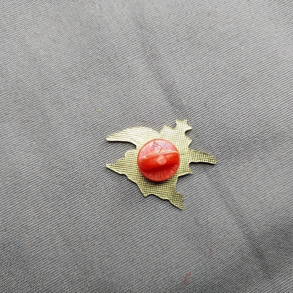 Anhauser Busch Vintage Lapel Hat Jacket Pin