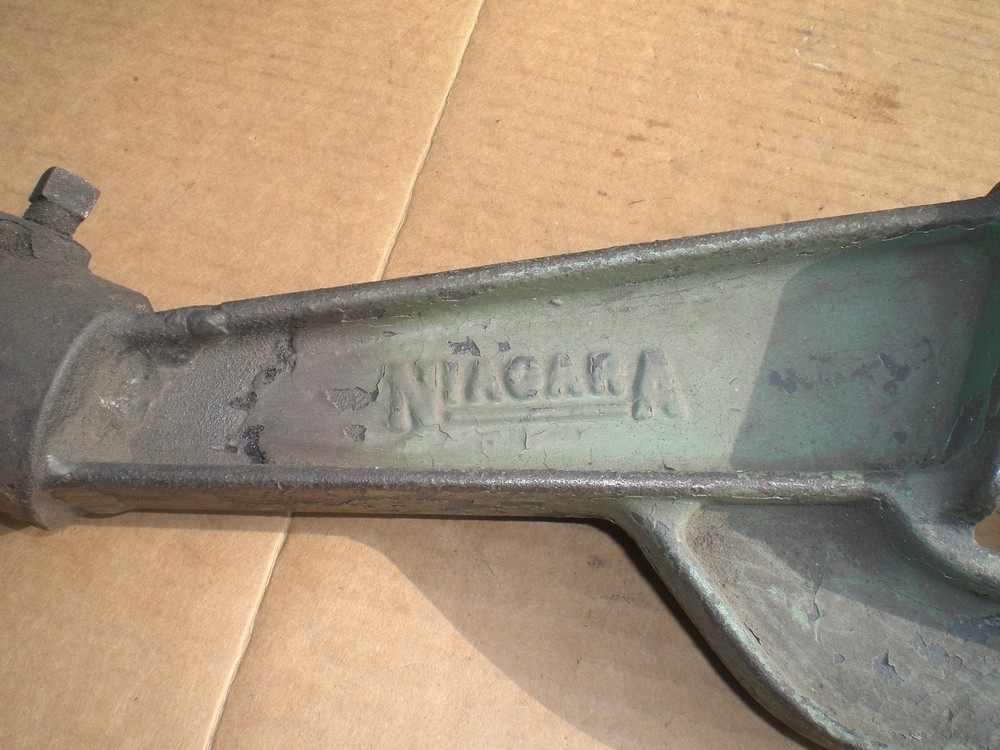 Niagara Bench Mount Stand For Crimper Roller Bead Forming Machine Been Repaired