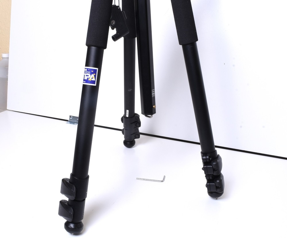 Vanguard Alta Pro 263AT Tripod Multi Angle No Head Camera Video