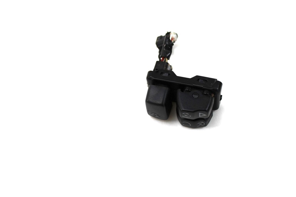 2020 20 Harley Softail FXST Right Switch Start Stop Module