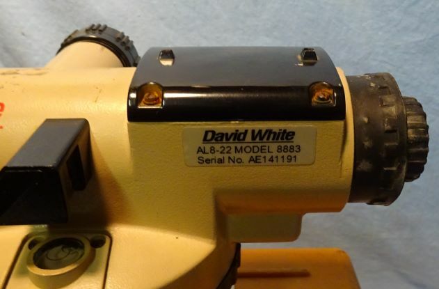 ** DAVID WHITE - Automatic Level - AL8-22 - Model 8883 - with CASE - works **
