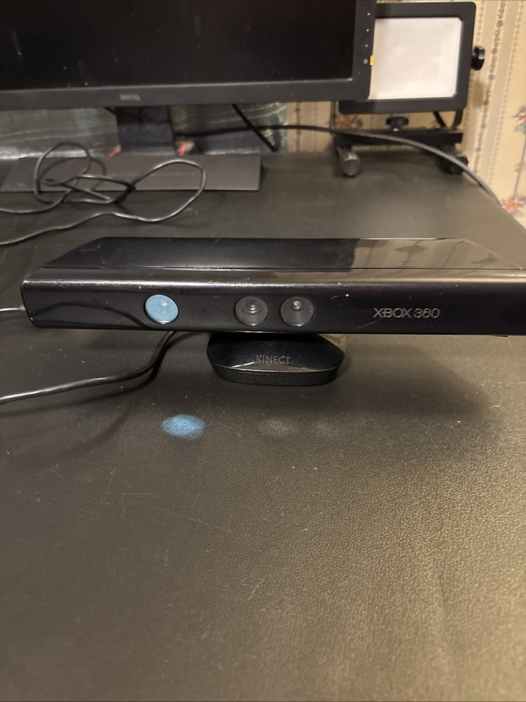 Microsoft 1414 Xbox 360 Kinect Sensor Bar Only Black Untested
