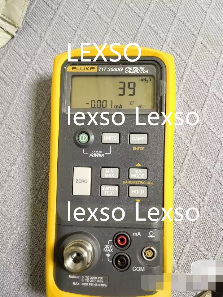 Fluke 717 3000G Pressure Calibrator