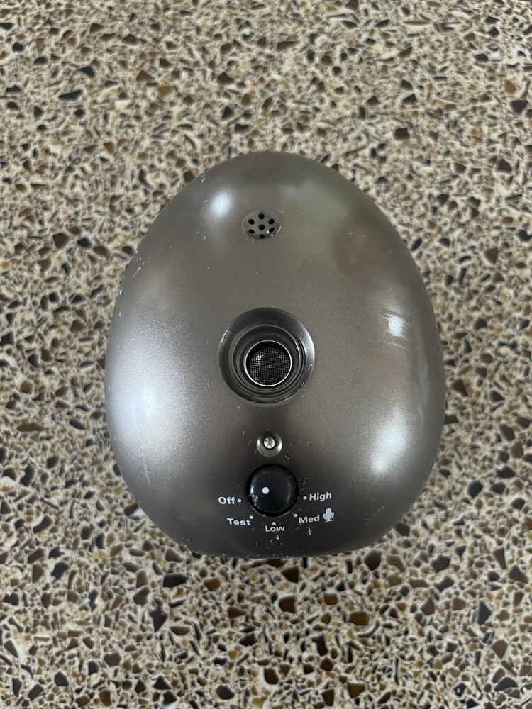 Sunbeam Sonic Egg Ultrasonic Anti Barking Adjustable Sensitivity Wall Mount