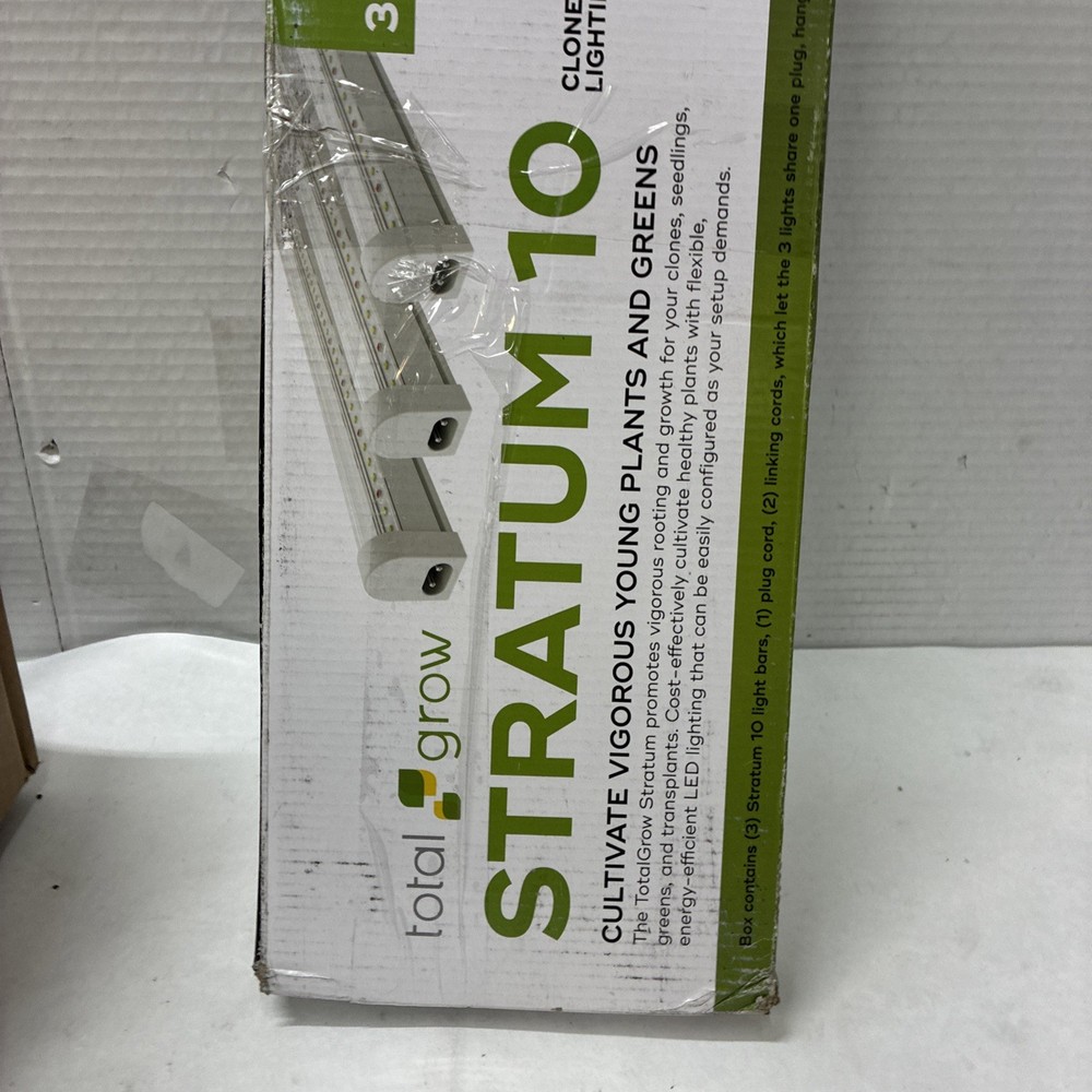 Total Grow STRATUM 10 Clone Led Lighting 3 Pack