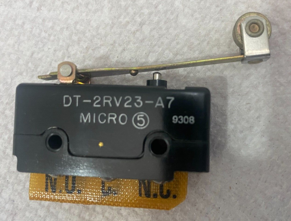 Micro Switch DT-2RV23-A7