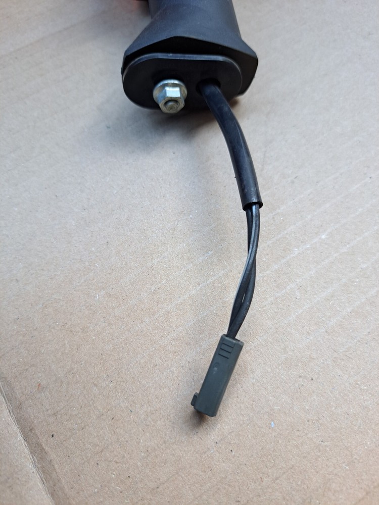Suzuki gsr750 front left indicator