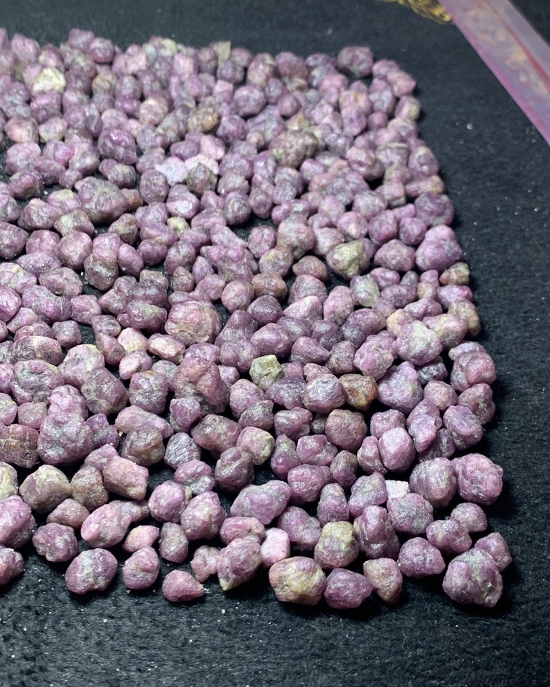 5-kg Crystal Type Rough Ruby Corundum From Africa Mine