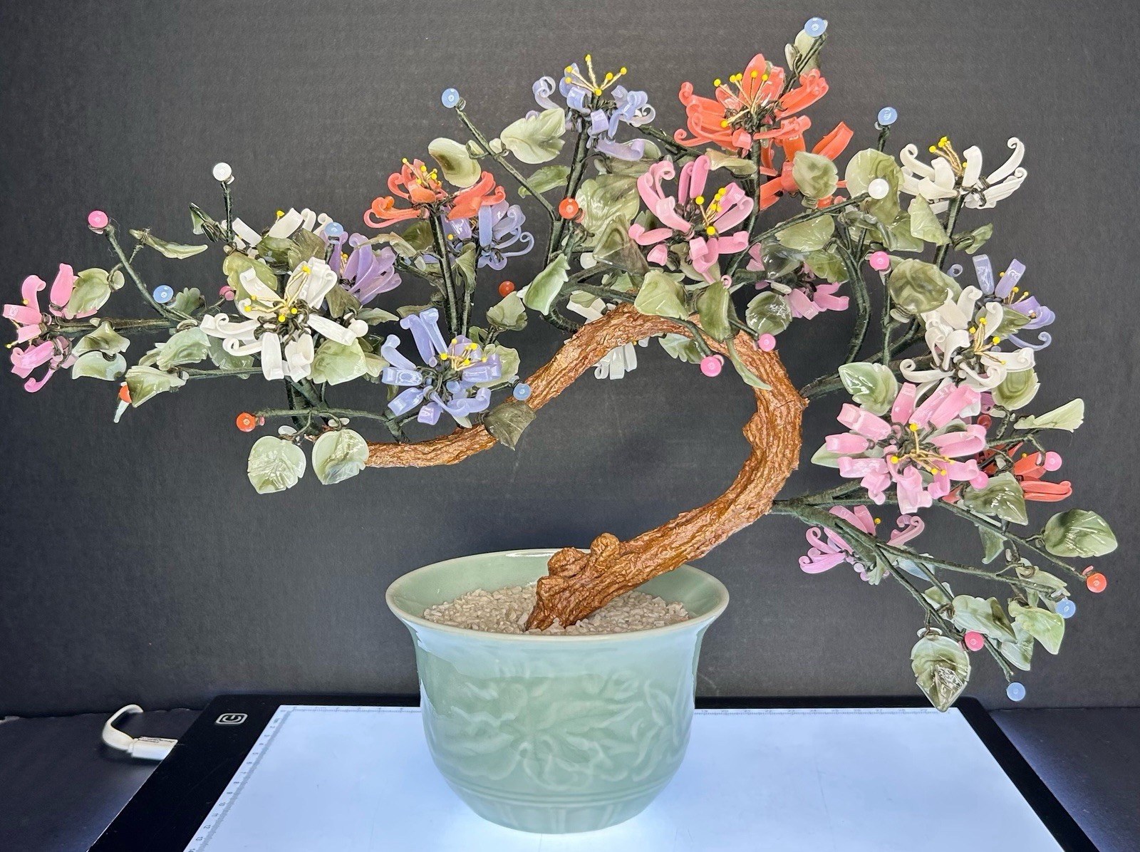 Vintage Chinese Jade Quartz Stone Glass Bonsai Tree Celadon Pot Curly Leaf Large