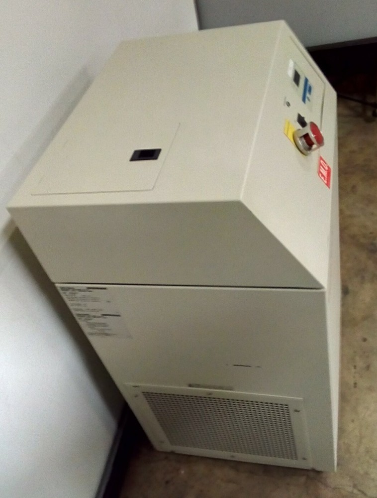 Thermo Electron Neslab HX + Plus 75 Recirculating Chiller