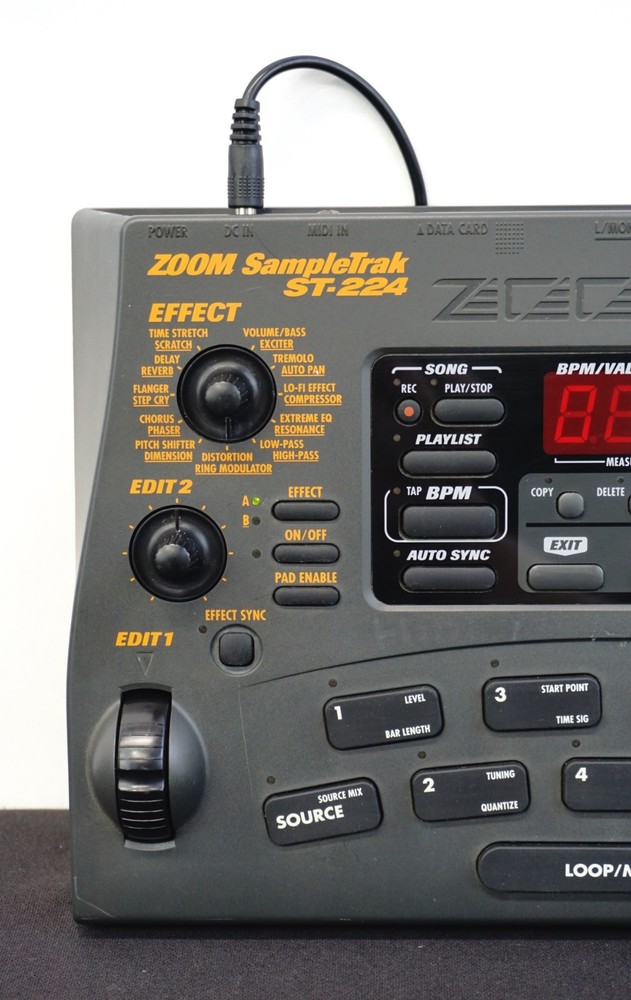 Zoom ST-224 SampleTrak Drum / Groove Machine & Sampler