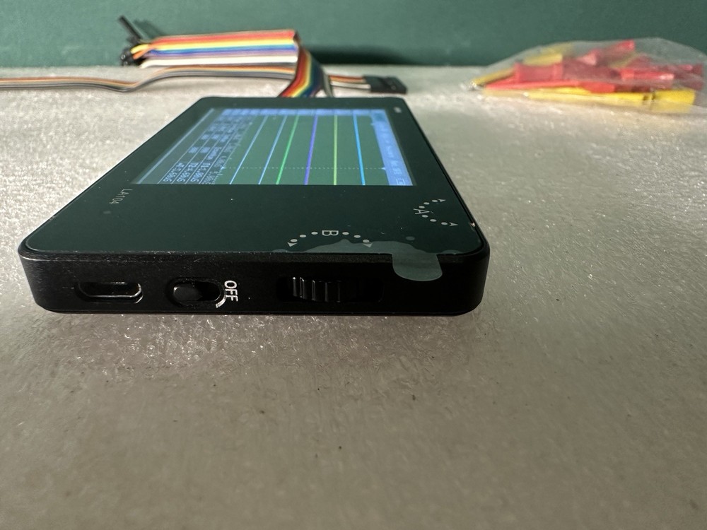 e‑Design LA104 Portable Logic Analyzer – SPI/I²C/UART Support.
