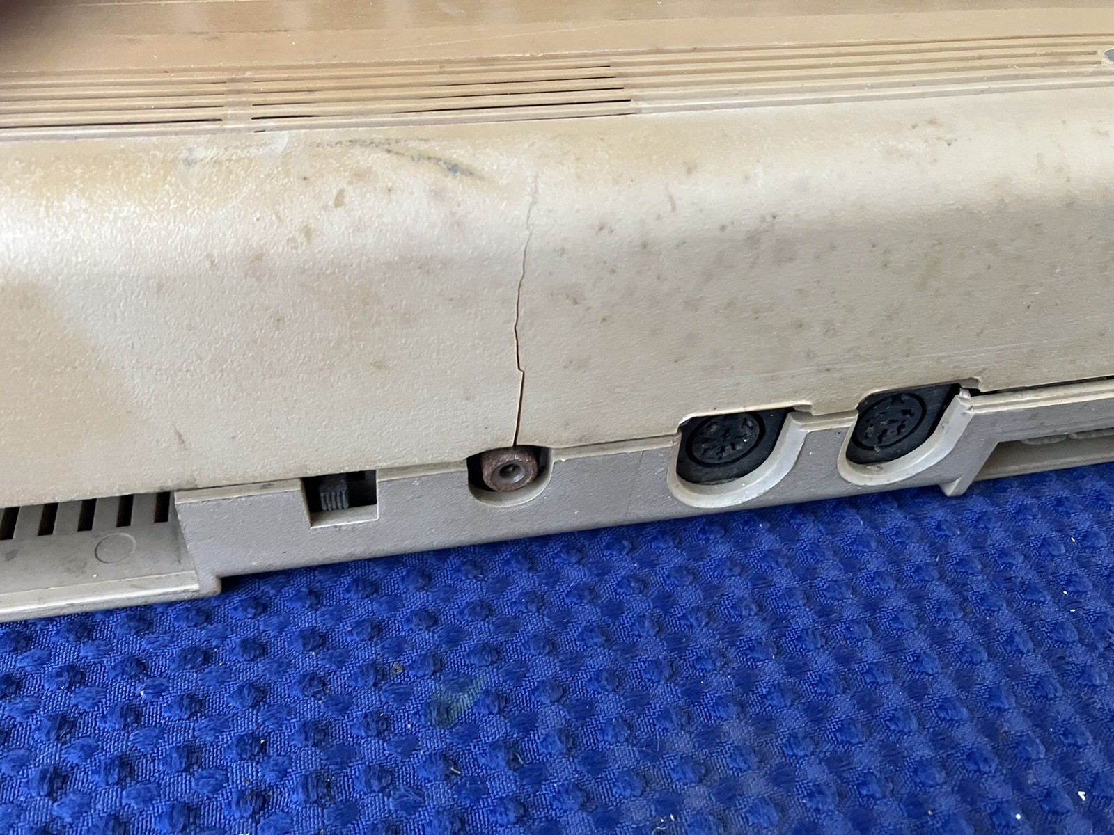 Vintage Commodore 64 Computer Not Working For Parts Or Repair.