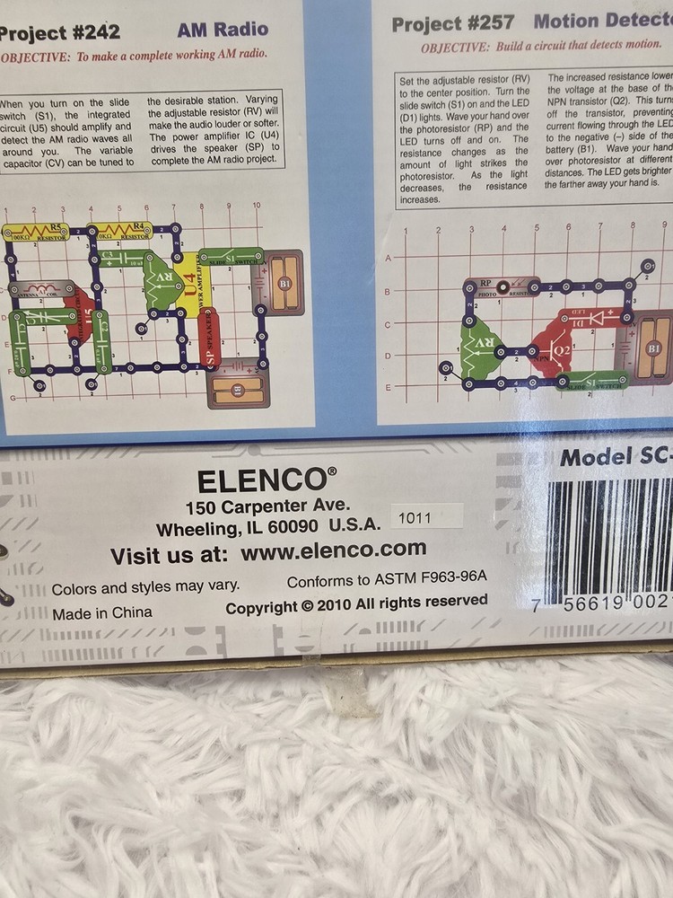 Elenco Snap Circuits SC300 Electronics Kit