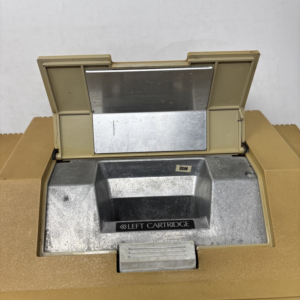 Atari 400 Computer System console with Power Supply TESTED and Working