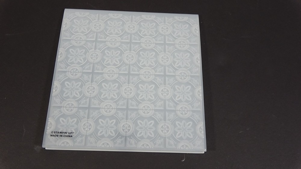 Sizzix Big Shots Embossing Folder Tin Tile Dynamic 147906