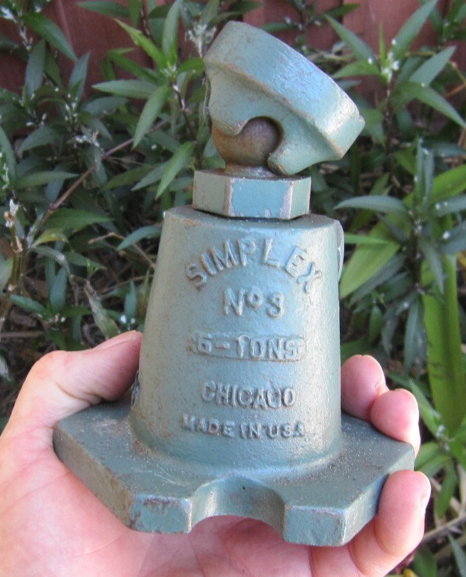 Simplex No. 3 leveling Jack 6 tons