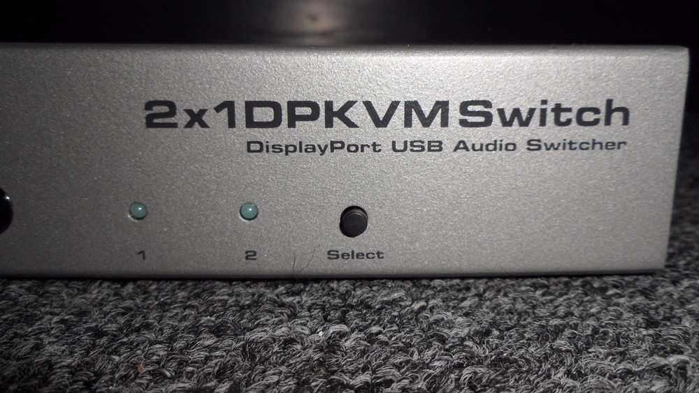Gefen EXT-DPKVM-241 DisplayPort KVM Switch
