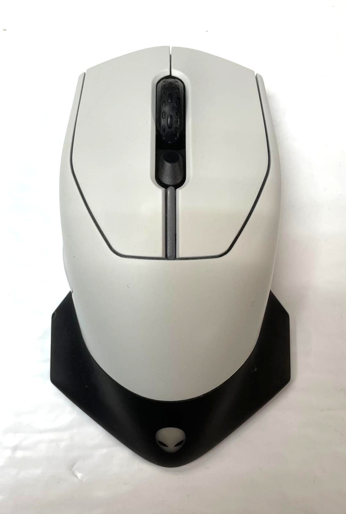 Alienware AW610M Wireless Gaming Mouse - Lunar Light-Used