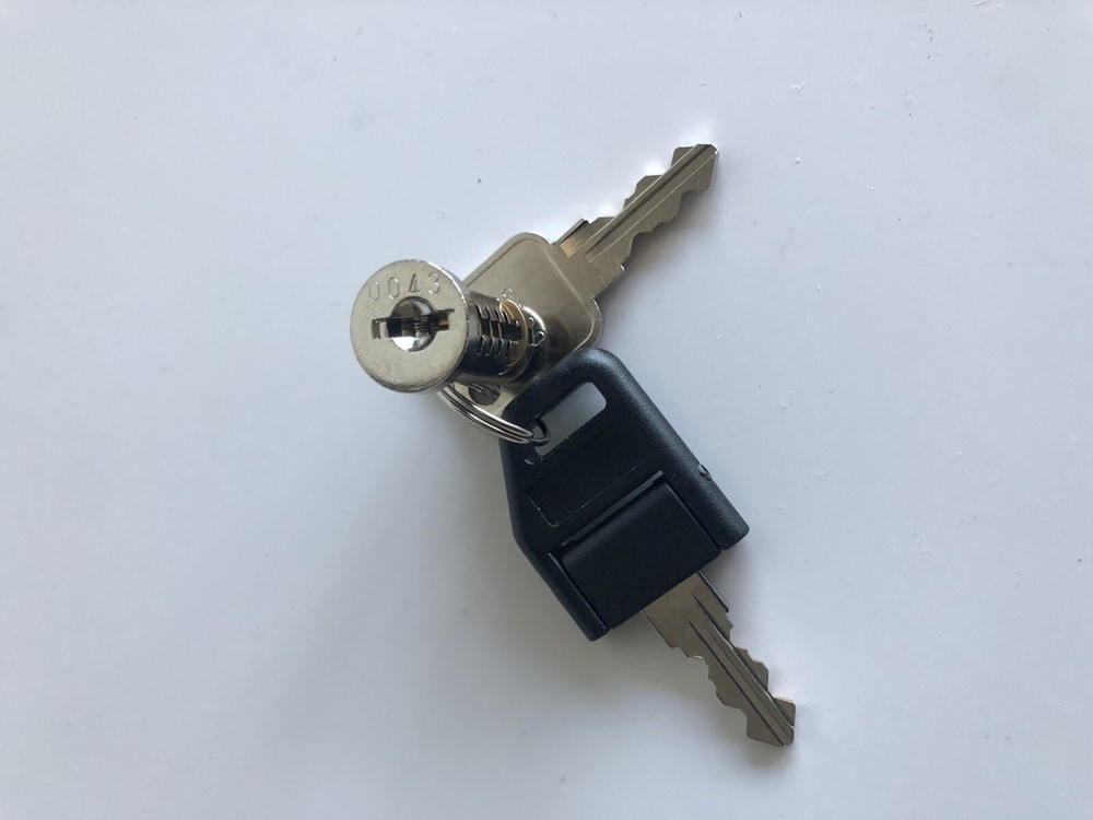 Blu Dot Core Removable Lock and 2 keys ( 2 sets 2 locks 4 keys )