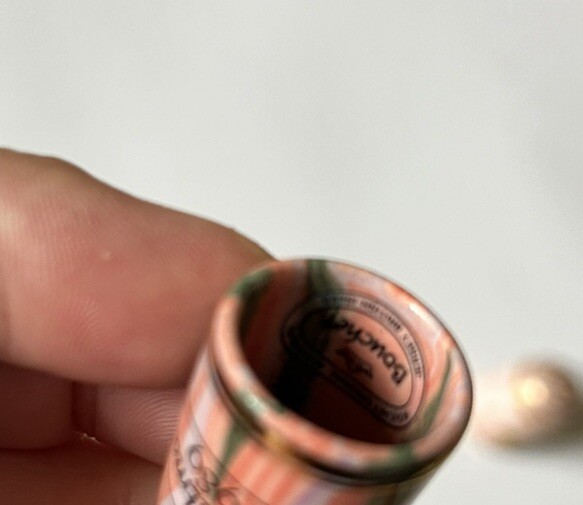 COLLECTABLE BOUCHET AGATEWARE THIMBLE CHRISTMAS 1989