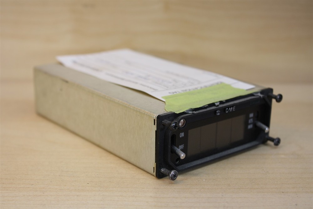 S-Tec DME-450 DME Indicator 690111-P