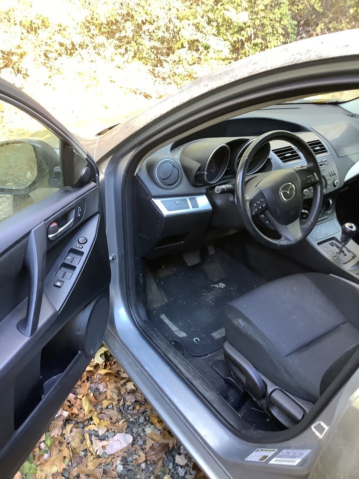 Used Fuse Box Engine fits: 2012 Mazda 3 Grade A