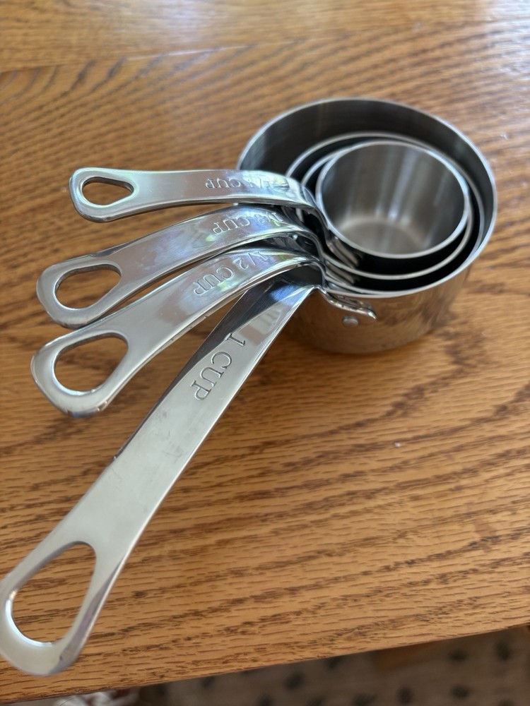 Williams Sonoma Stainless Measuring Cups