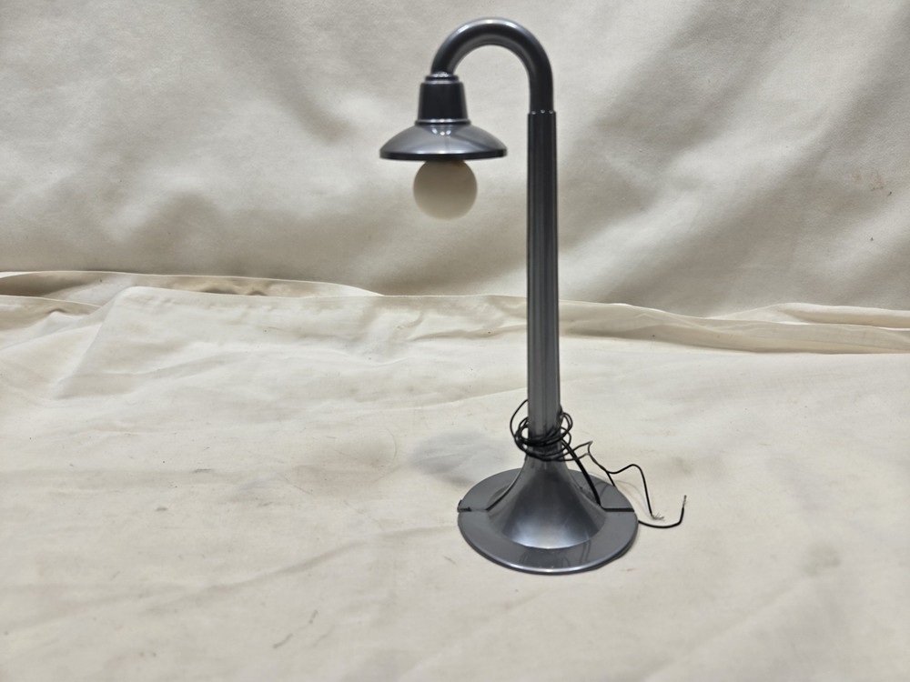 Marx No. 072 Lamp Post