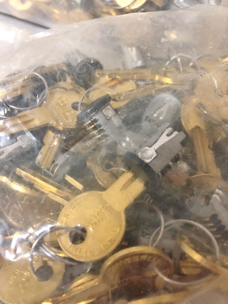 50 - CompX Timberline Lock Plug Black 2-keys per lock 120E #9622