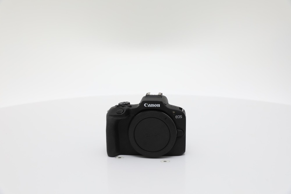 Canon EOS R100 - Very Good Condition Shutter count: ≤ 5000