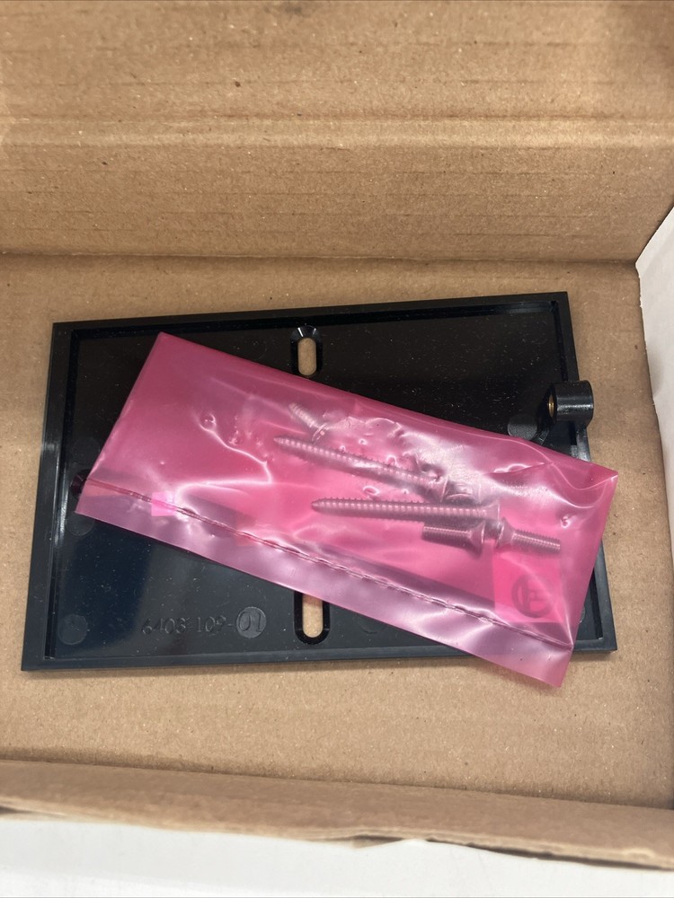 HID / 920PHPNEK0032U / pivCLASS RP40-H Wall Switch Reader Ships Fast