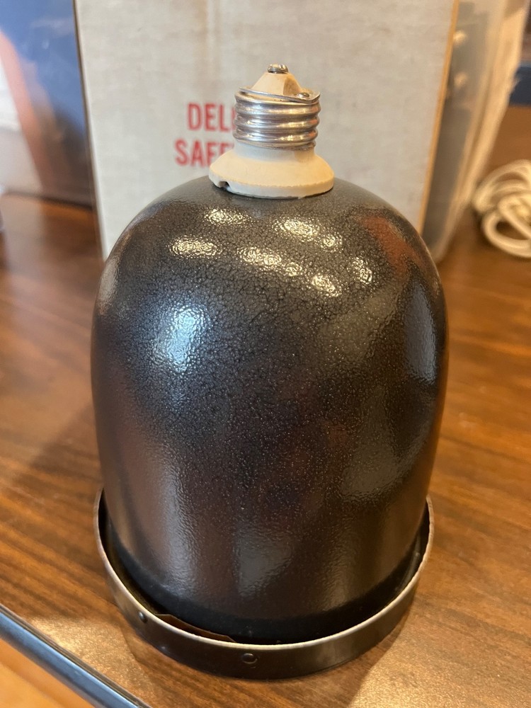 No. D55 Darkroom Safelight