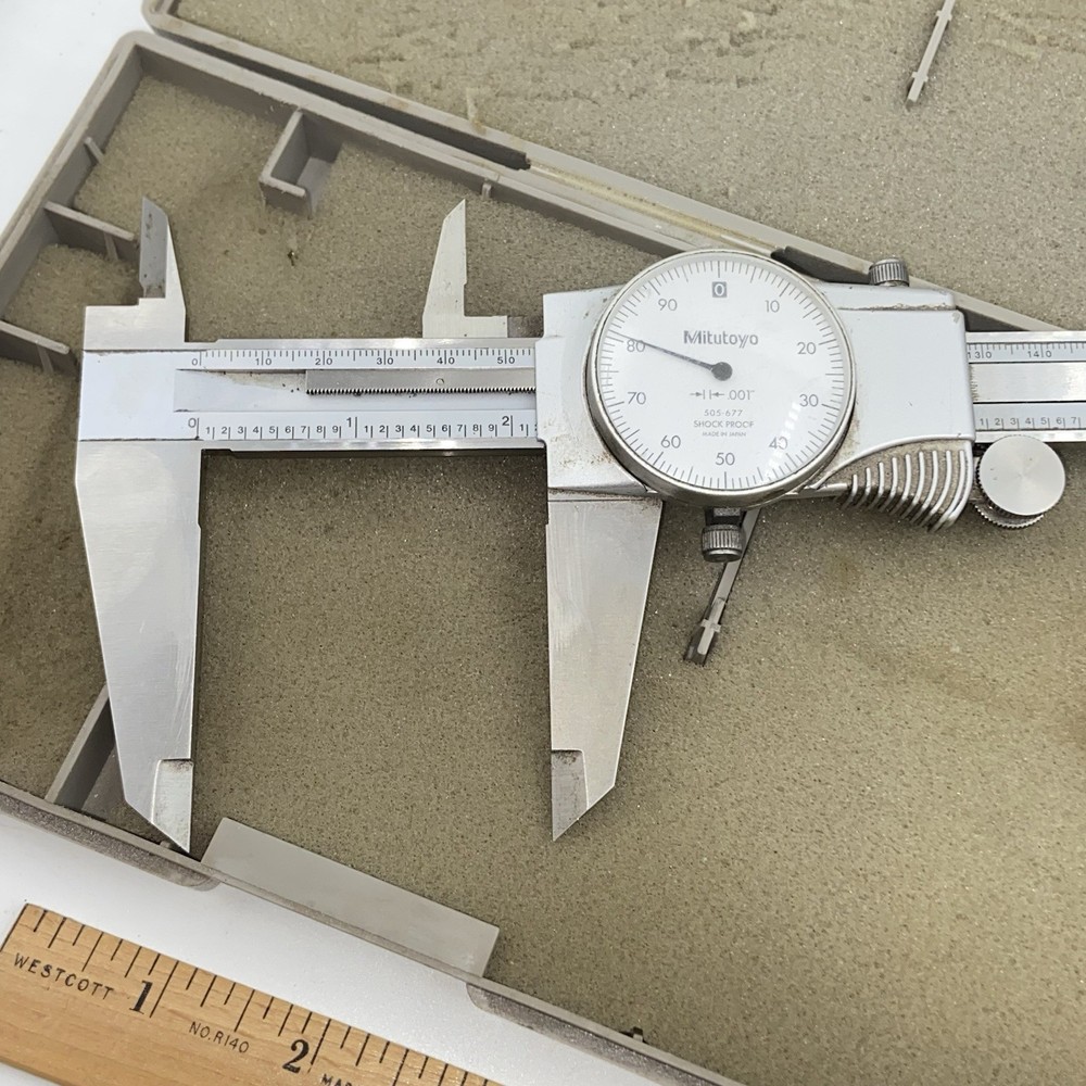 Mitutoyo 12-Inch Dial Caliper 505-677 With Case
