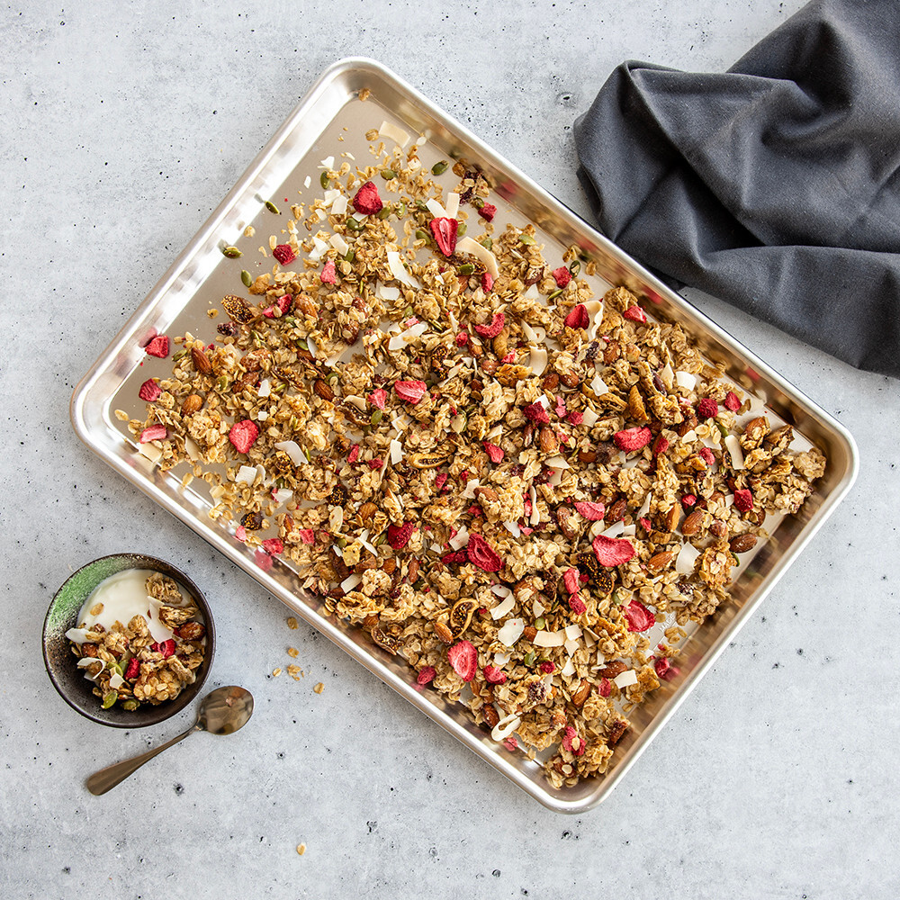 Nordic Ware Naturals® Baker's Half Sheet Pan