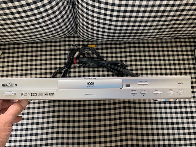 Cinevision DVP650 DVD CD MP3 Player w/ Controller & Original Box