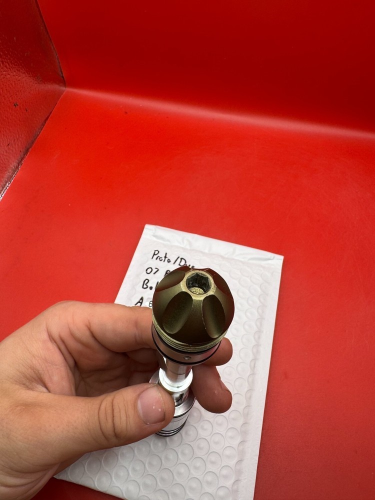 Proto/Dye 07 Rail Bolt/Engine