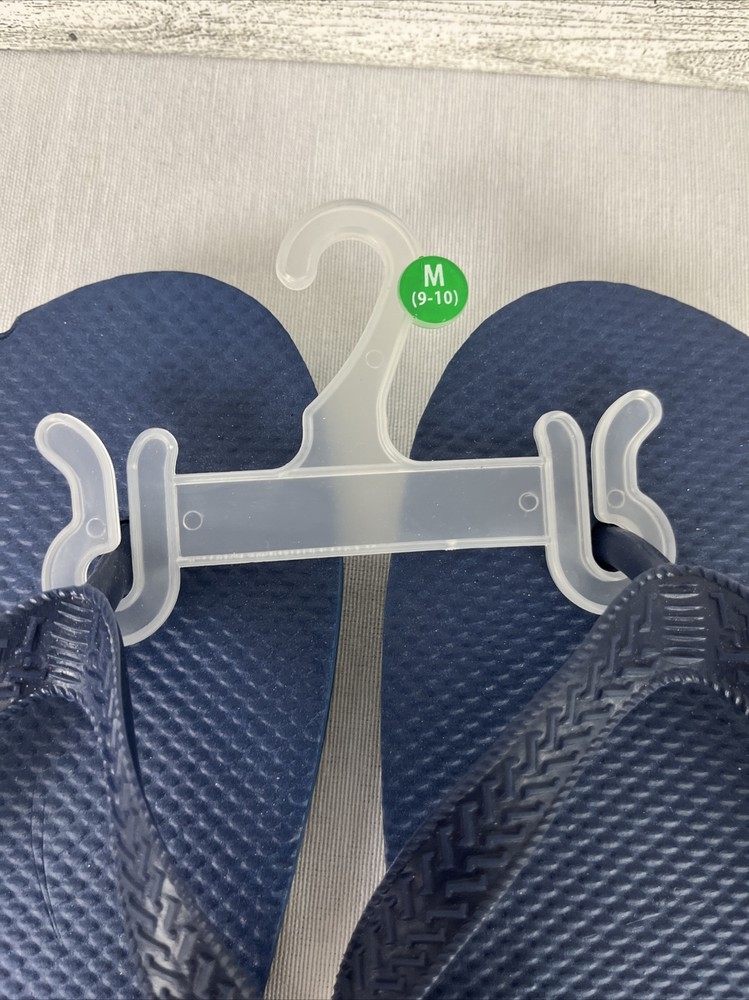 NEW West Loop Men’s Solid Navy Blue Flip Flops Size Medium 9/10