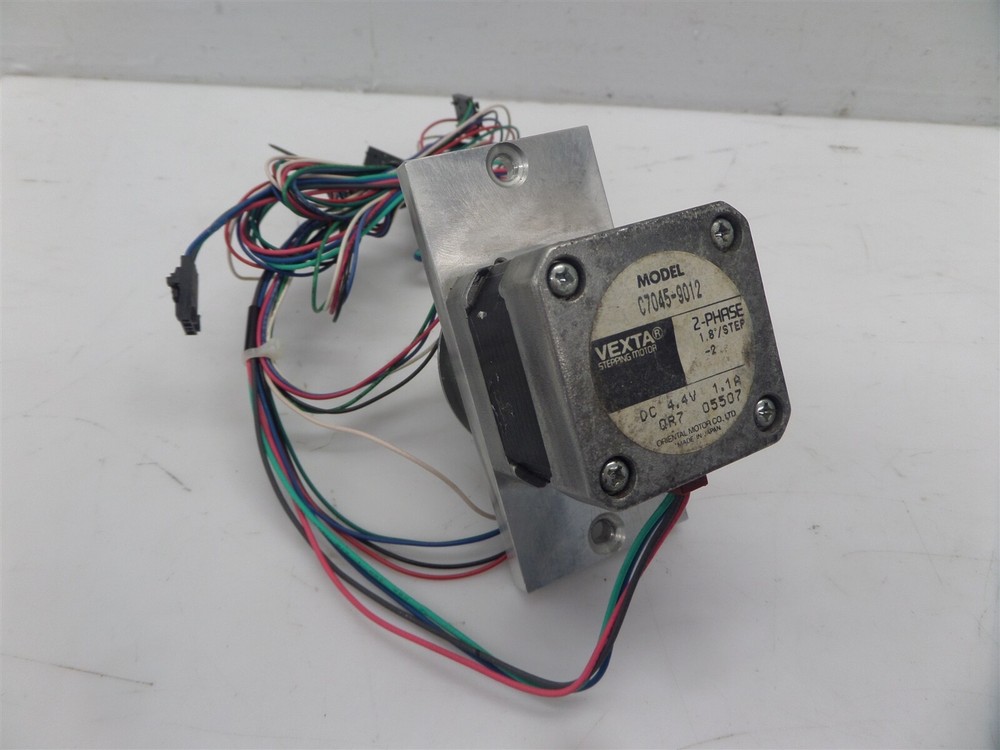 Vexta C7045-9012 2-Phase Stepping Motor